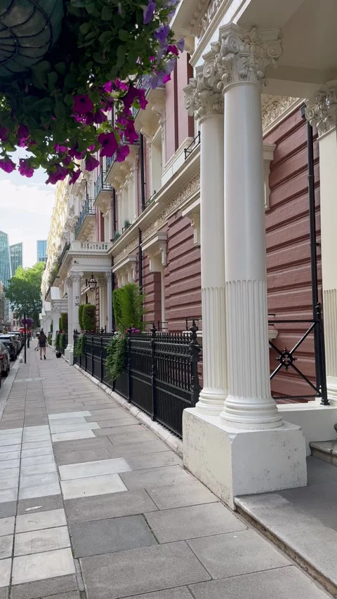 Static vertical shot of classic London street architecture with white columns Stock Footage 337324191