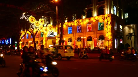 Static view of the night street in the Ho Chi Minh City Video stock 62258198