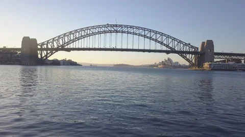 A static view of Sydney Harbour Bridge from over the water on a late Stockbeeldmateriaal 116754624