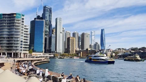 Static view of Sydney Harbour from the Opera House promenade, public transit Stock Footage 348226645