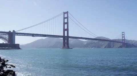 Static wide of Golden Gate Bridge Video stock 35992760