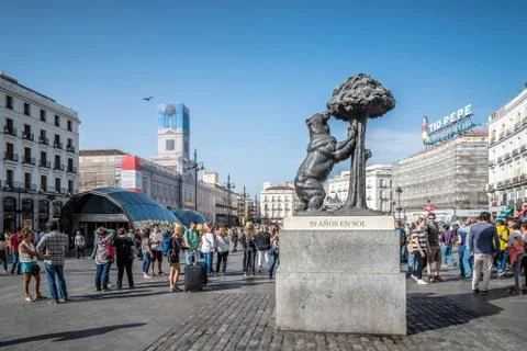 Statue of the Bear and the Strawberry Tree in Madrid Stock Photos