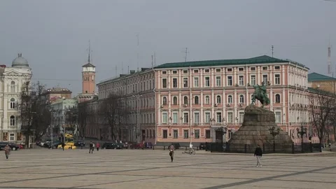 Statue of Bohdan Khmelnytsky Stock Footage 203869149