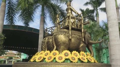 Statue bronze elephant Stock Footage 70572101