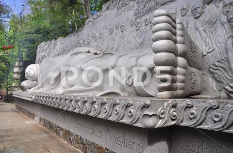Statue of Buddha is lying to the nirvana Stock Photos
