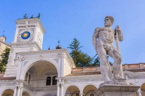 Statue of Caco Foto stock