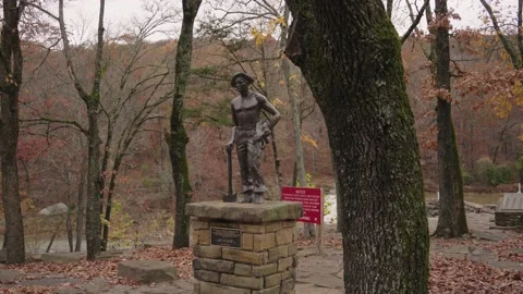 Statue CCC in Devil's Den State Park Cascade Autumn Fall Foliage Arkansas Video stock 220757222