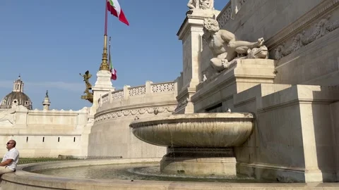 Statue close up at Victor Emmanuel II Monument close up Altar of the Fatherland 库存影片 344776160