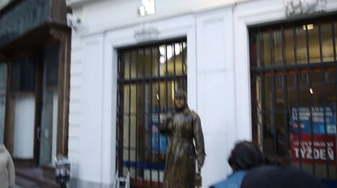 STATUE COMES TO LIFE Stock Footage 2880744