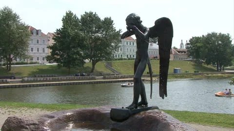 Statue "Crying angel" Stock Footage 23119413