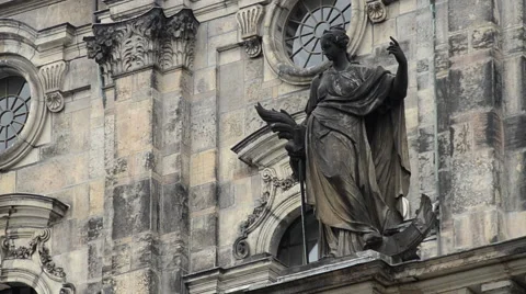 Statue in Dresden Stock Footage 39985290