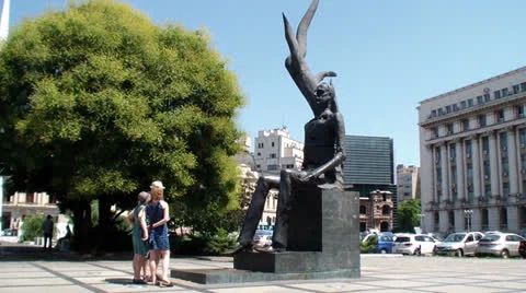 Statue Stock Footage 25042064