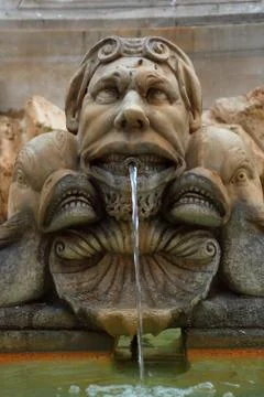 Statue fountain Stock Photos