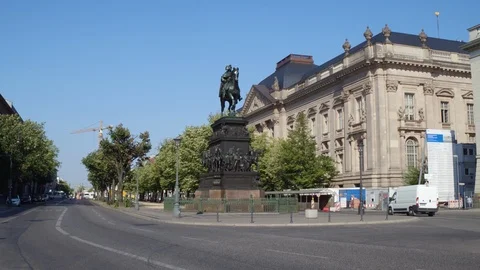 Statue of Frederick the Great Vídeo Stock 119720354