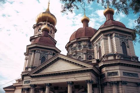 A statue in front of a building Stock Photos