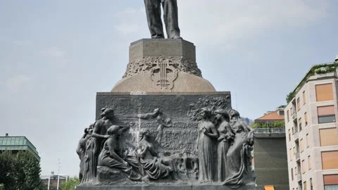 Statue of Giuseppe Verdi, Milan. Stock Footage 164896489