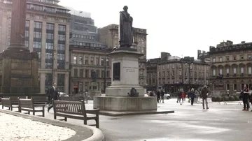 Statue of Gladstone in Glasgow Stock Footage 85845254