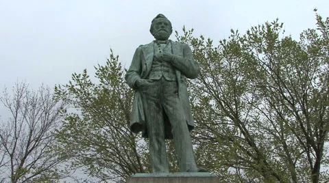 Statue of Grant in Galena Il Video stock 986804