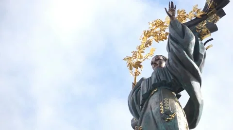 Statue at Independence Square in Kiev Stock Footage 49410110