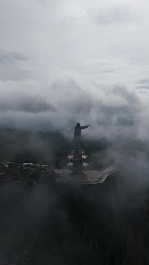 Statue Jesus Christ 스톡 동영상 323109186