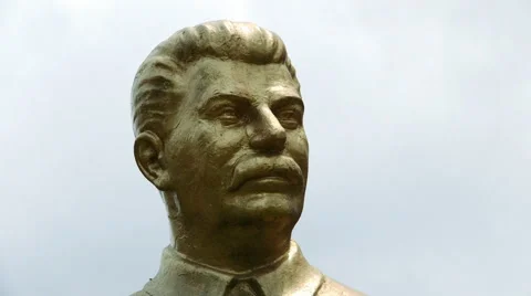 Statue to Joseph Stalin. Stock Footage 62910592