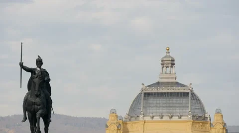 Statue of King Tomislav and dome of Art Pavilion in Zagreb Stock Footage 60803446