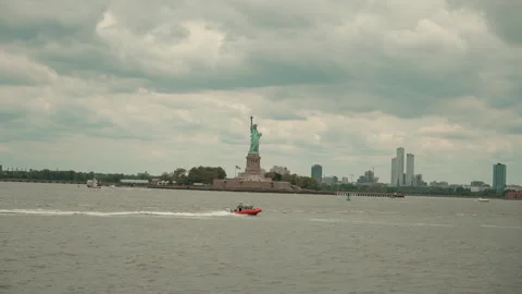 Statue Of Liberty From Ferry Video stock 252382512
