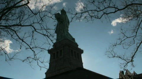 Statue of Liberty Video stock 698060