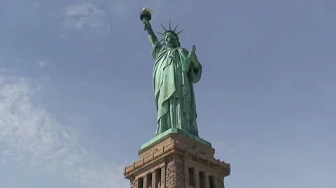 Statue of Liberty Quick Panning HD Stock Footage 41149496