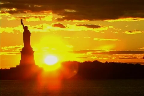 Statue of Liberty Sunset 1 Video stock 136788