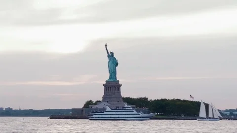 Statue of Liberty in Sunset 库存影片 80518441