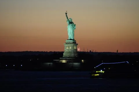 Statue of Liberty at Sunset Foto stock
