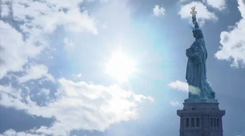 Statue of liberty sunshine time lapse Video stock 24858870