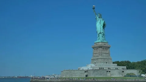 Statue of Liberty Wraparound Shot Stock Footage
