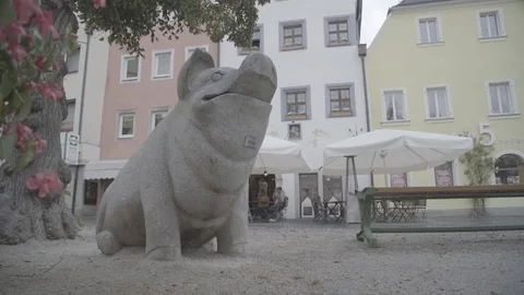 Statue of a pig Video stock 74696723