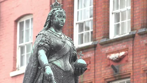 Statue of Queen Victoria outside Windsor Castle Stock Footage 292812062