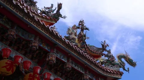 Statue on the roof，idol Stock-Footage 66255723