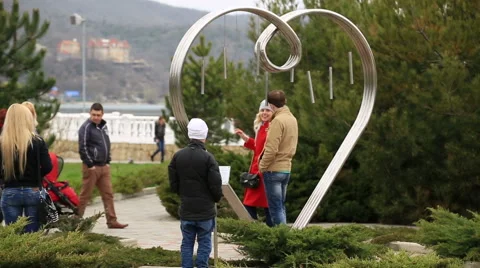 Statue in the shape of a heart Stock Footage 67363009