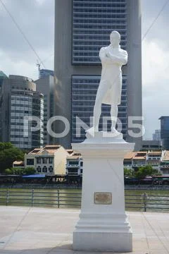 Statue of Sir Stamford Raffles by Boat Quay, Singapore, Southeast Asia, Asia Stock Photos