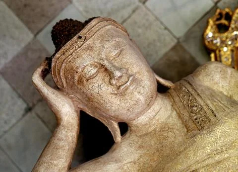 Statue sleeping Buddha Stock Photos