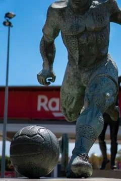 A statue of soccer player Foto stock