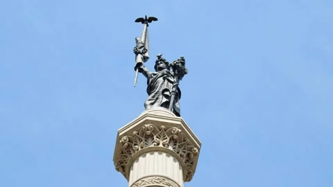 Statue at the top of the monument in Hackley Park, Muskegon Michigan. 4k60p Stock Footage 132922394