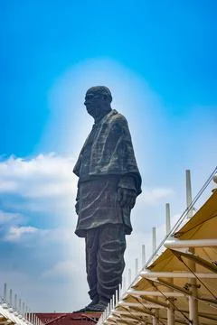 Statue of unity with bright dramatic sky at day from different angle 스톡 사진