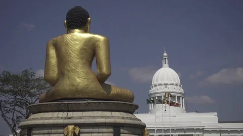 Statue in viharamahadevi Stock Footage 82315393