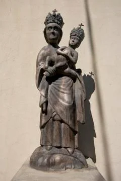 Statue of Virgin Mary in Karlobag Stock Photos