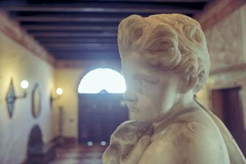 Statue in the vllla Stock Photos