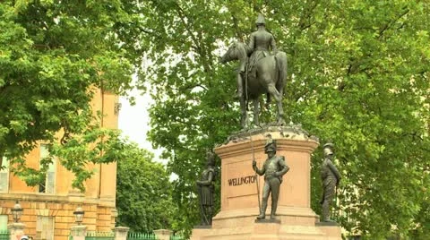 Statue of Wellington Stock Footage 12135565
