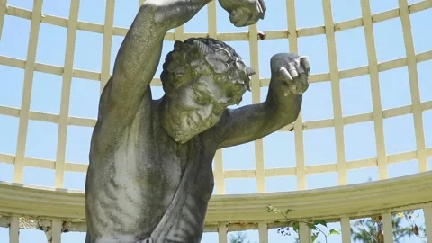 StatueHD03 Stock Footage 168364678
