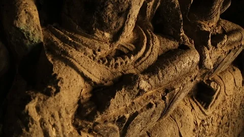 Statues In The Ellora Caves, India. 스톡 동영상 124629802