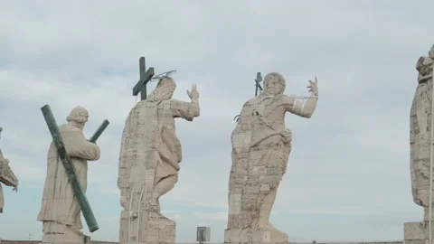 Statues on the facade of Saint Peter Basilica church. Stock Footage 198738813